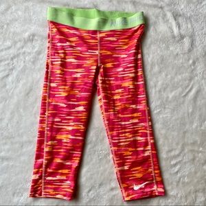 Nike Pro Dri-FIT Girls‎ Pink Orange Camo Capri Compression Leggings Lime Sz M